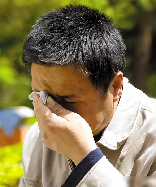 亲病重身亡男孩将其遗体火化后奔赴考场AG真人娱乐2021年高考前2天父(图7)